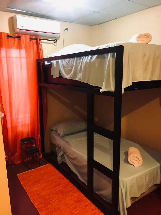 Liam'S Guesthouse On The Avenue Port Of Spain Guest house