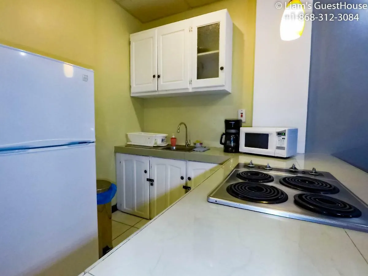 Liam'S Guesthouse On The Avenue Port Of Spain ゲストハウス