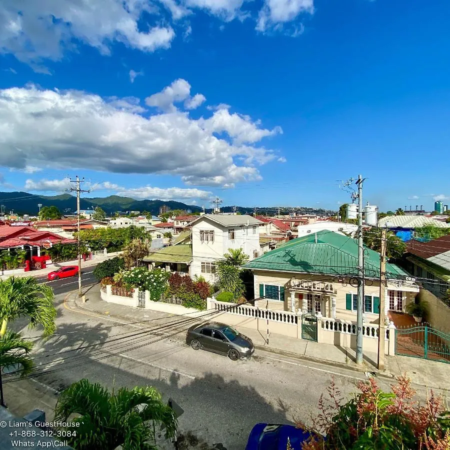 ゲストハウス Liam'S Guesthouse On The Avenue Port Of Spain